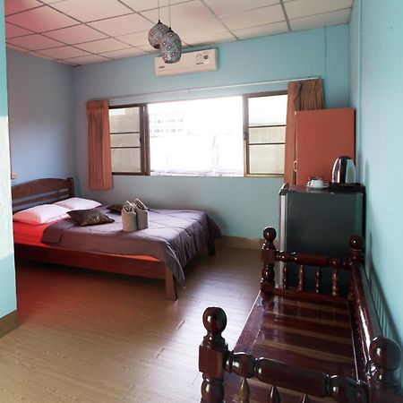 Holiday Phangan - Hostel & Bar 통살라 외부 사진