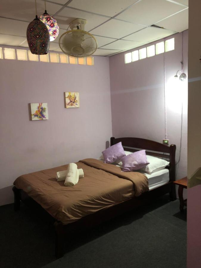 Holiday Phangan - Hostel & Bar 통살라 외부 사진