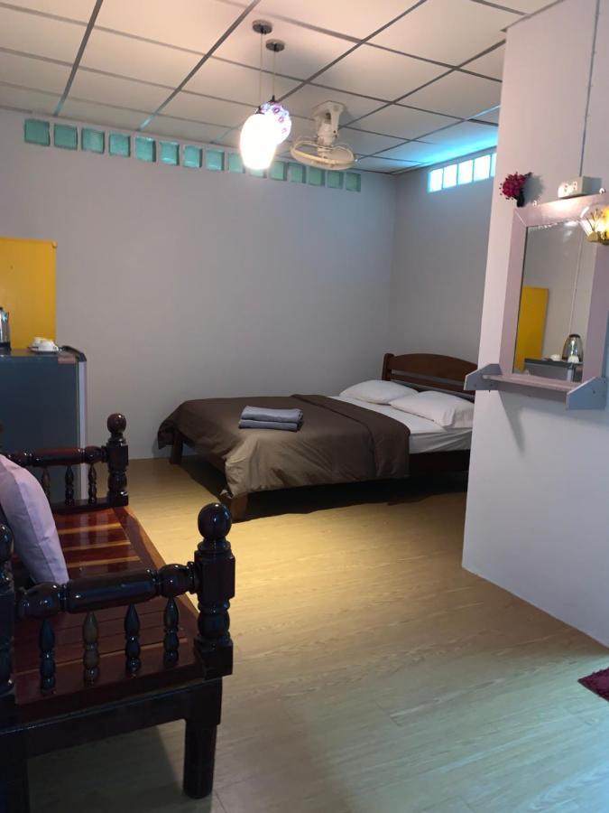 Holiday Phangan - Hostel & Bar 통살라 외부 사진